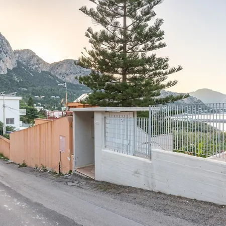 Casa Azzurra Vista Mare All'addaura By Wonderful Italy *