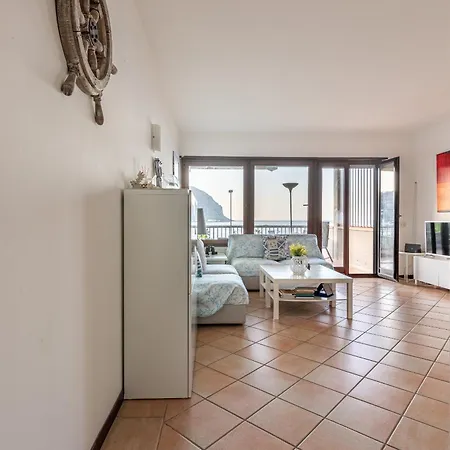 Casa Azzurra Vista Mare All'addaura By Wonderful Italy *